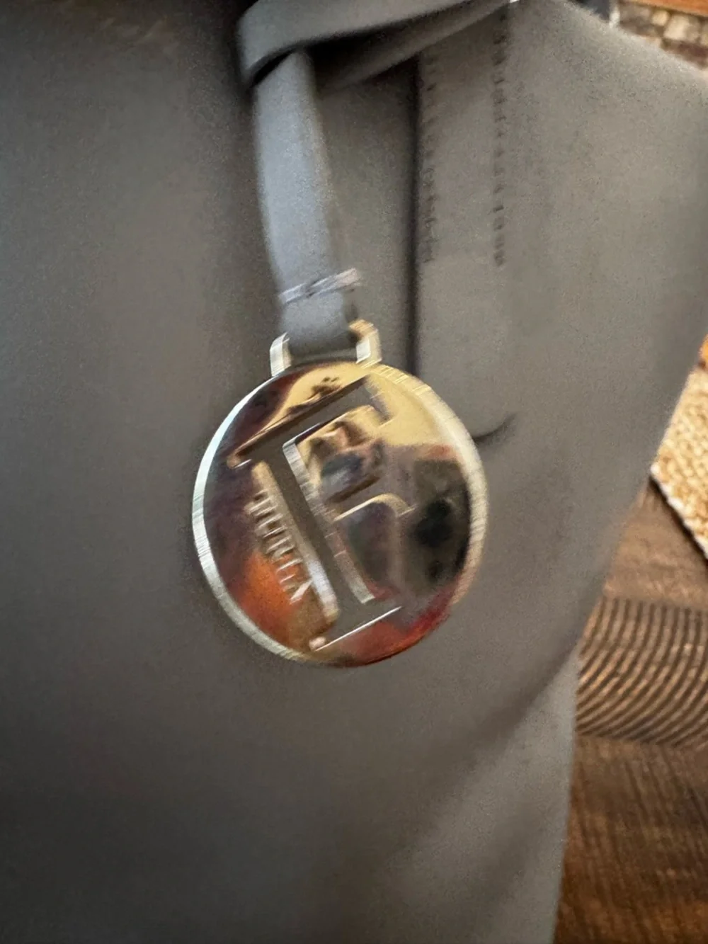 Furla gray Italian leather tote bag gold hardware - Picture 6 of 17